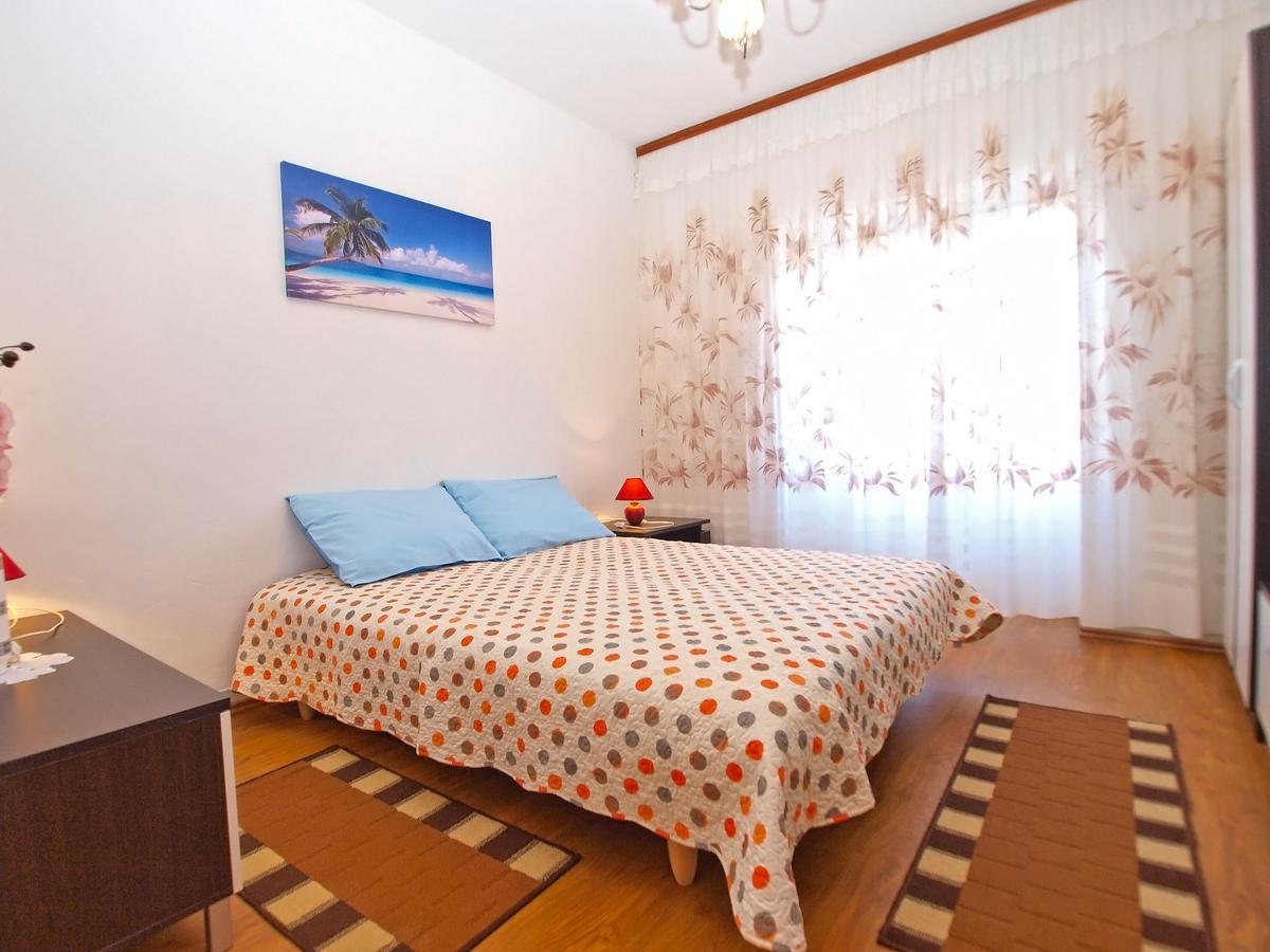 Apartments Blazenka 1270 Pula Exterior photo