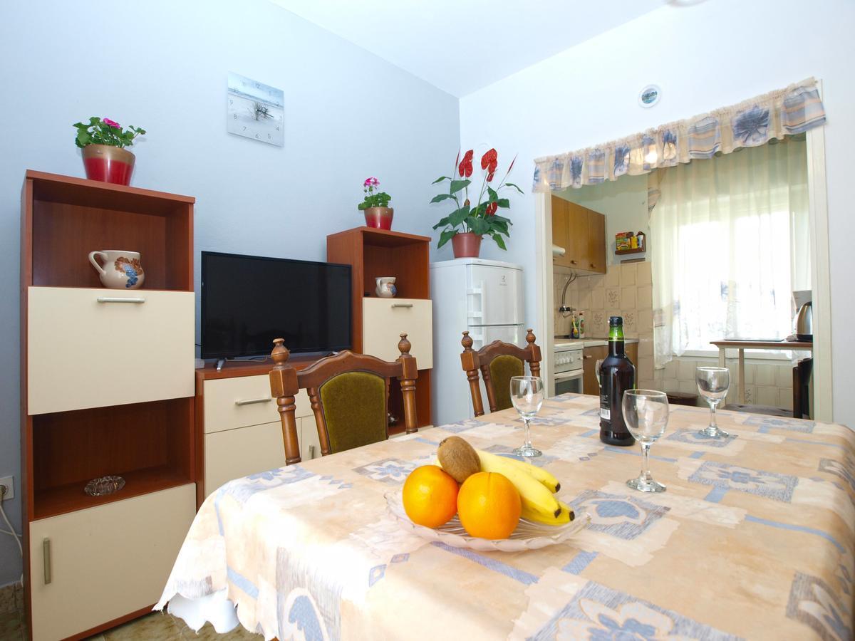 Apartments Blazenka 1270 Pula Exterior photo